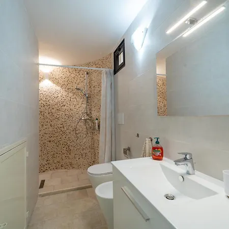 Вилла Roberto Нардо